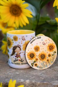 Slunečnicový hrneček se žlutým uchem 325 ml – Srděnka Slunečnicová – Nas♥at – žiju, tančím, dýchám - Obrázek 7